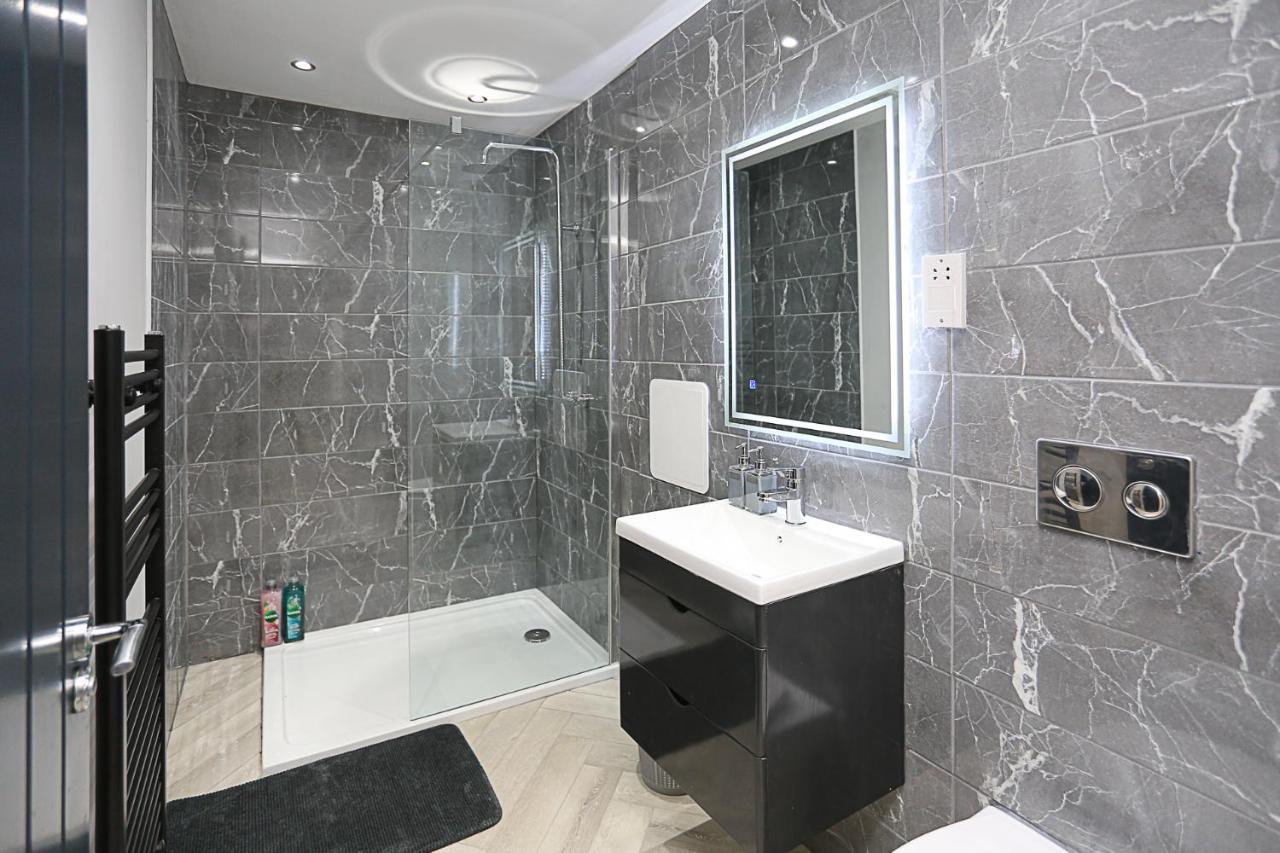 No1 Luxury Service Apartments Белфаст Екстер'єр фото